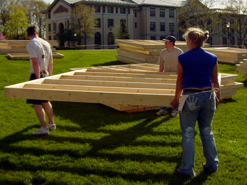 fatf_saturday_1055_carryingWall