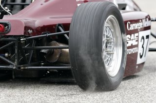 Car 37 peeling out