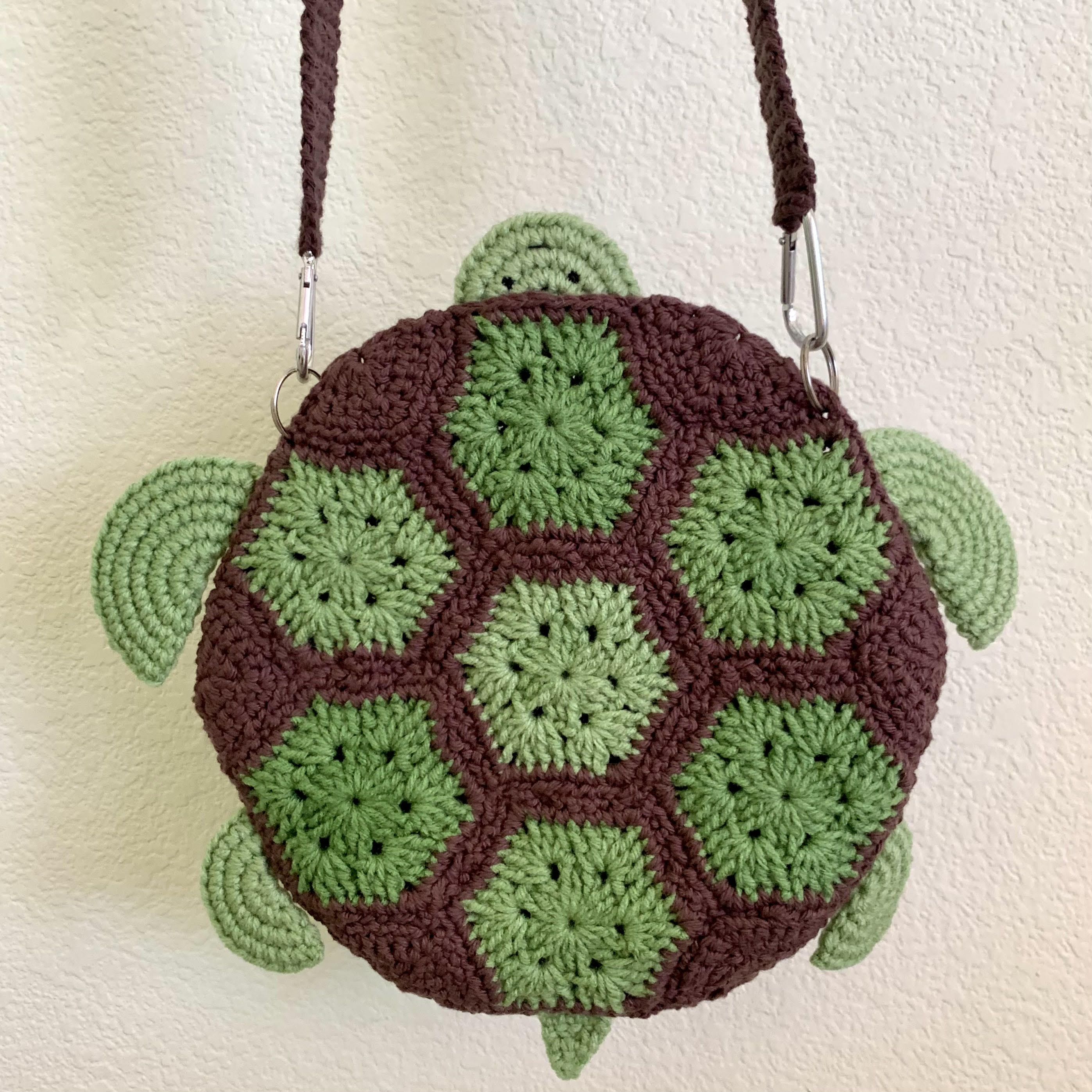Crochet turtle crossbody bag