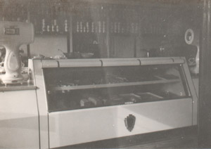 Stephen Gabuzda new meat counter 1940