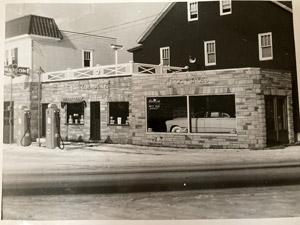 Kobrick garage, before late 1950s