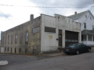 818 Front street, former site of several businesses